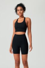 Top Deportivo "Cross-Back" de Sujeción Media – Espalda de Tirantes Cruzados y Banda Elástica de Confort - Imagen 2